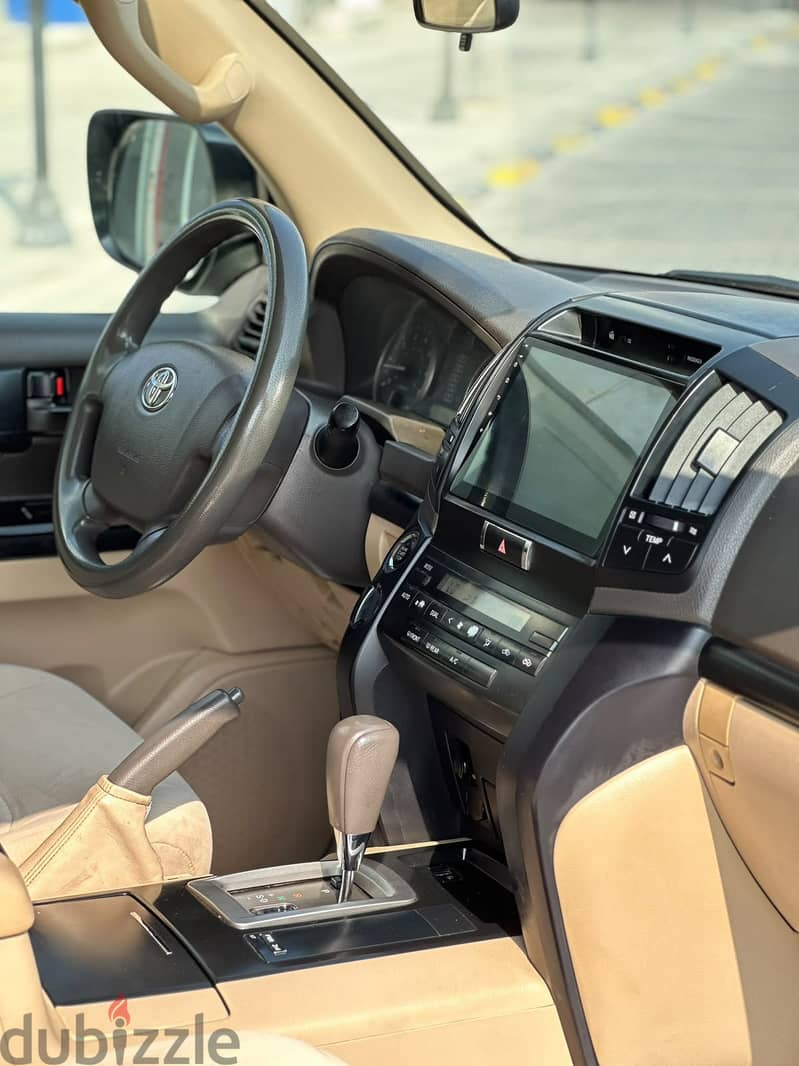 TOYOTA LAND CRUISER G V6 2013 GREY 7