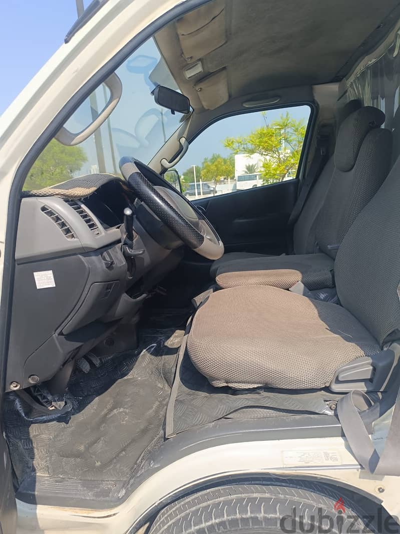 Toyota Hiace 2007-excellant condition 4