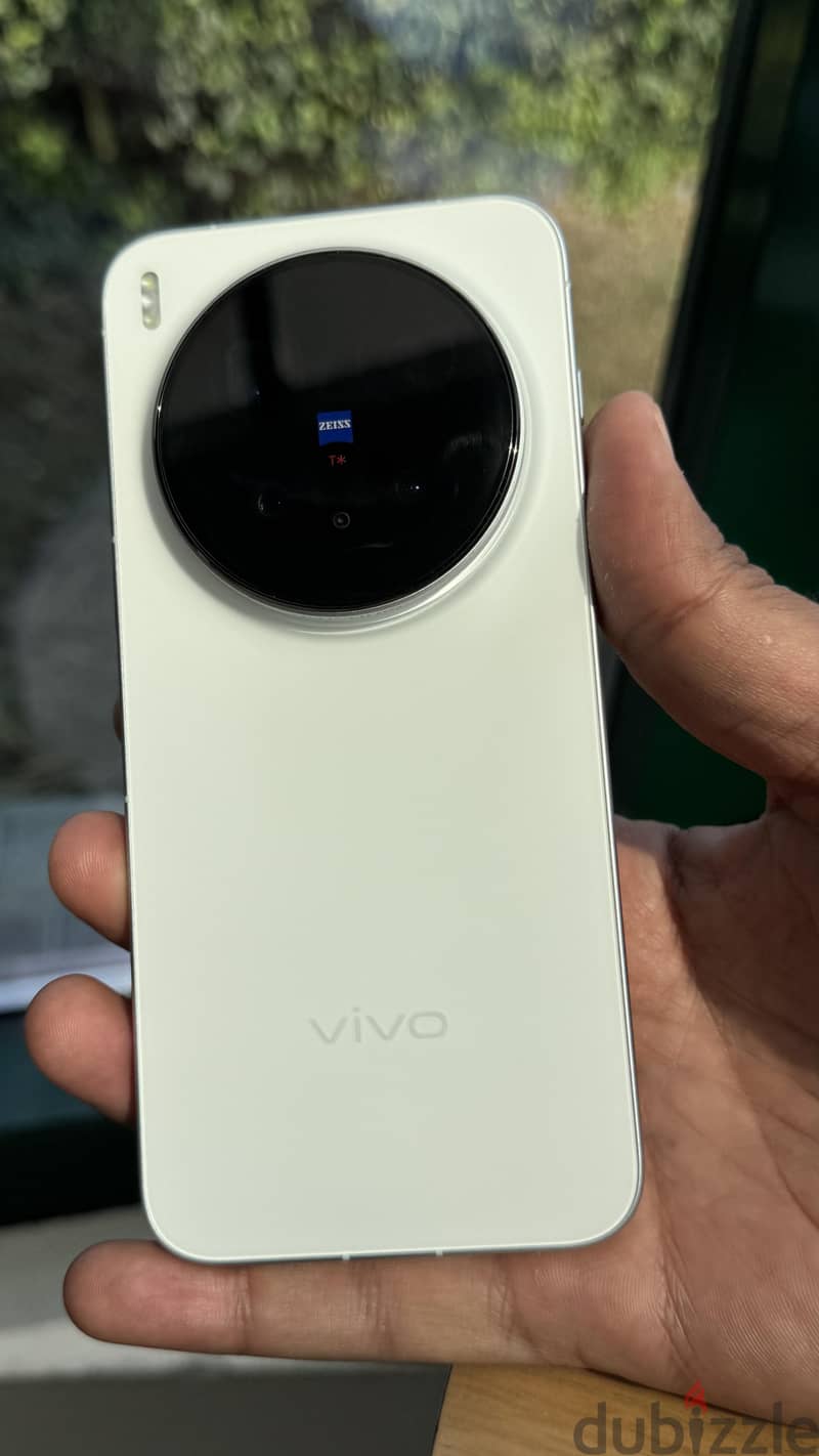 Vivo X300 Pro 1
