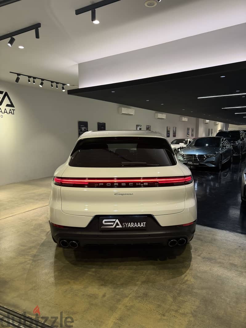 Porsche Cayenne 8