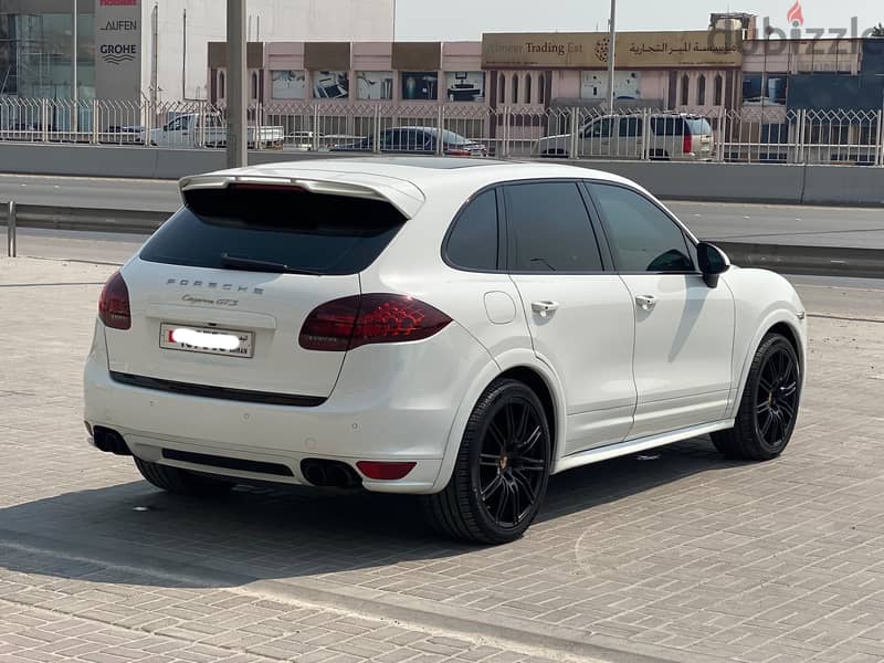 Porsche Cayenne GTS 2014 White 6