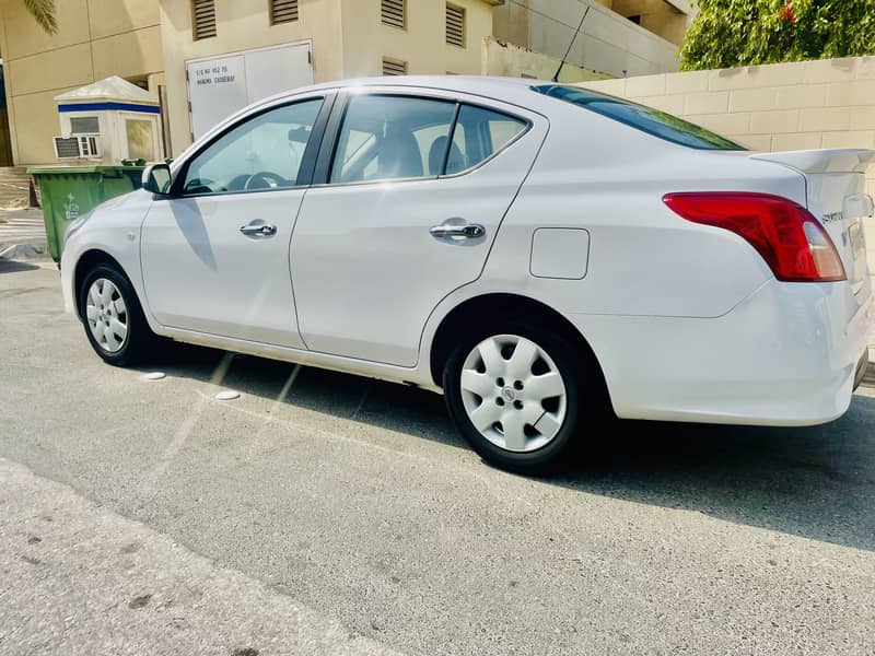 Nissan sunny 2023 model . 3