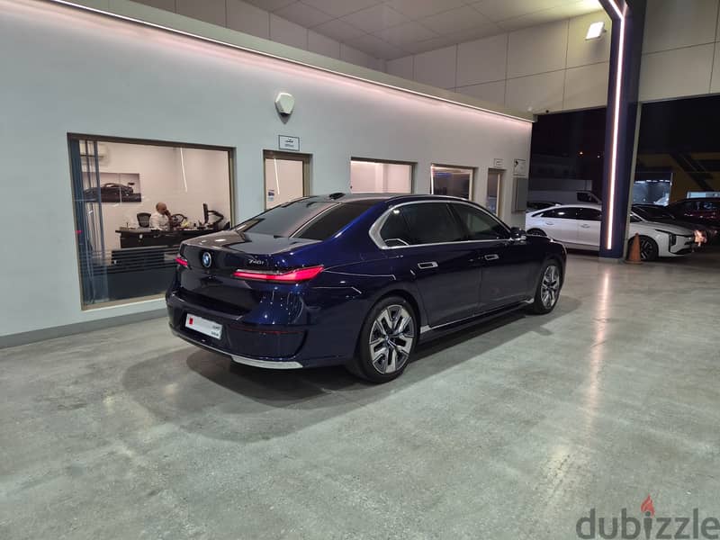 BMW 740i 2025, 13,000 Kms 5
