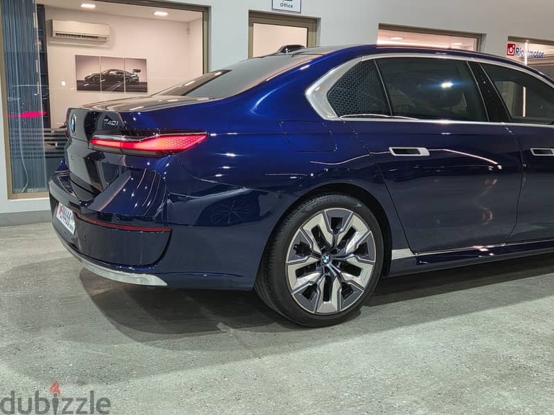 BMW 740i 2025, 13,000 Kms 6