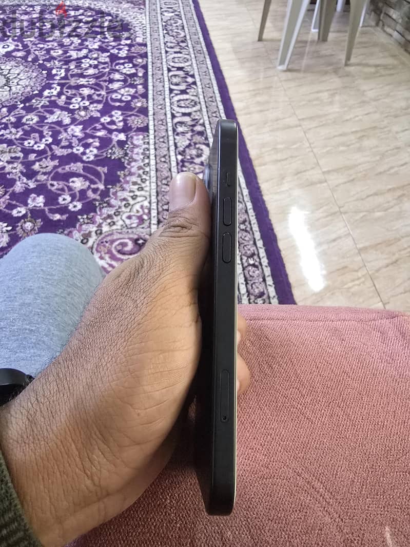 Apple - iPhone 15 256 GB battery 83 only display up corner touch not 4