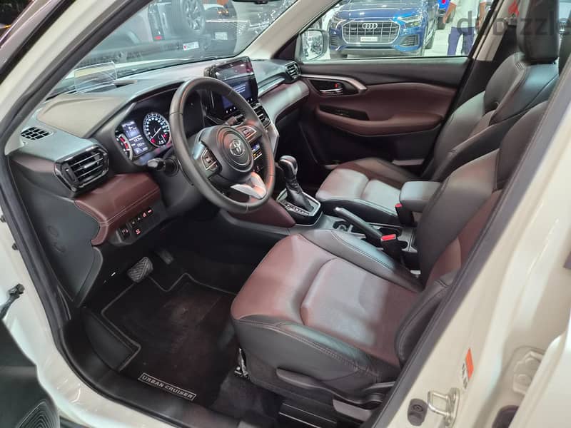 Toyota Urban Cruiser 2025, 42,000 Kms, 9
