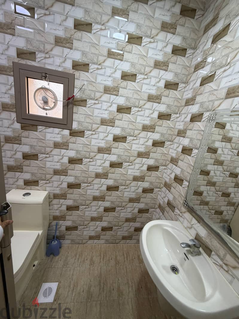 Half a house for rent ground floor in Riffa with EAW call 36364714 5