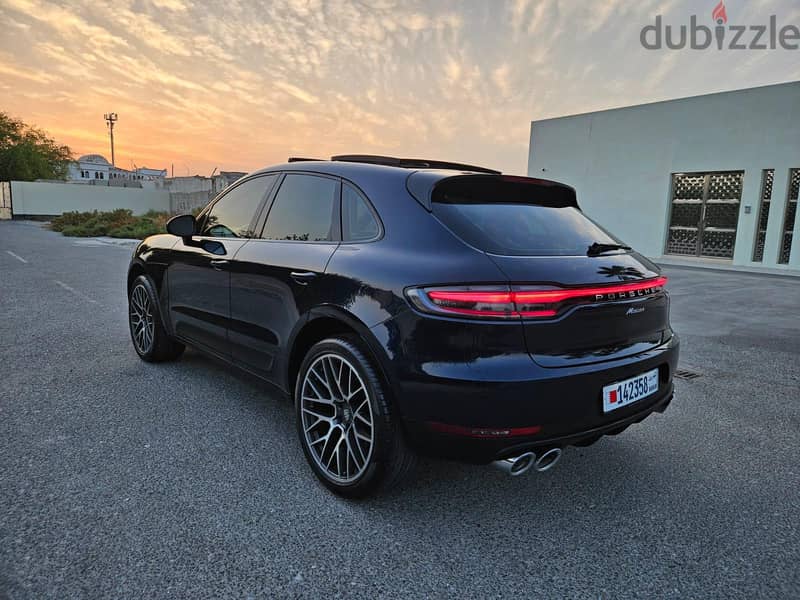 Porsche Macan 2020 accident free car 7