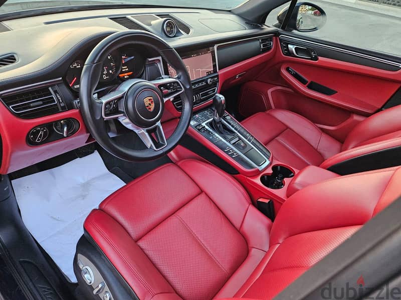 Porsche Macan 2020 accident free car 12