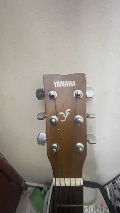 Yamaha Guitar