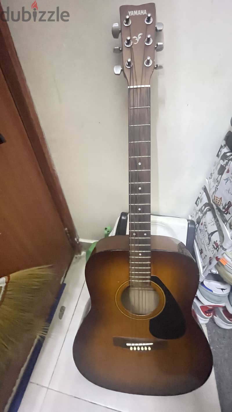 Yamaha Guitar 2