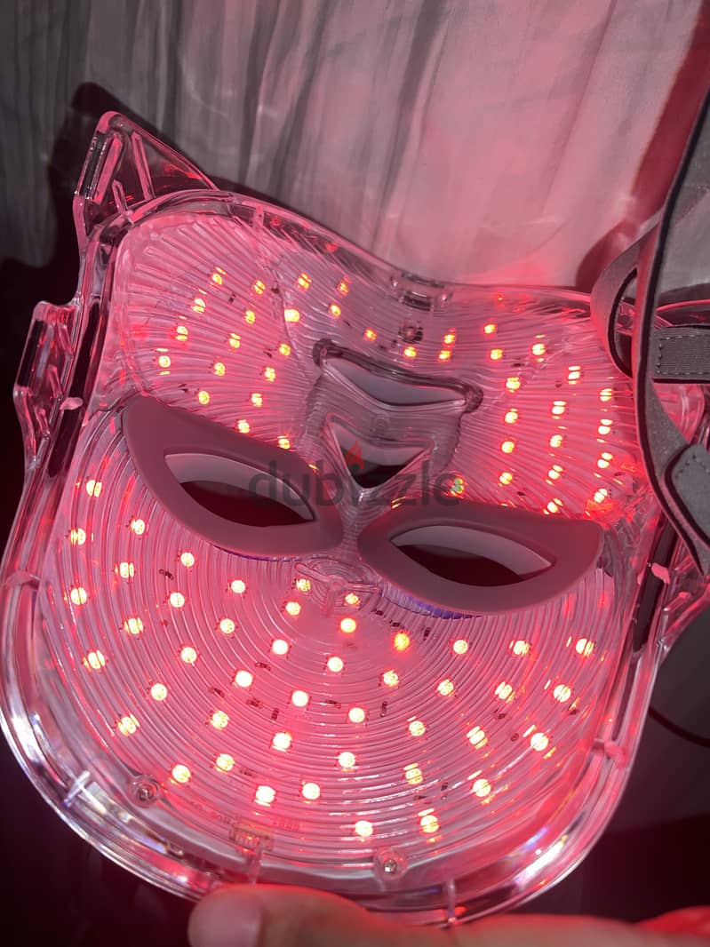Brand new 7 color led face and neck mask 1