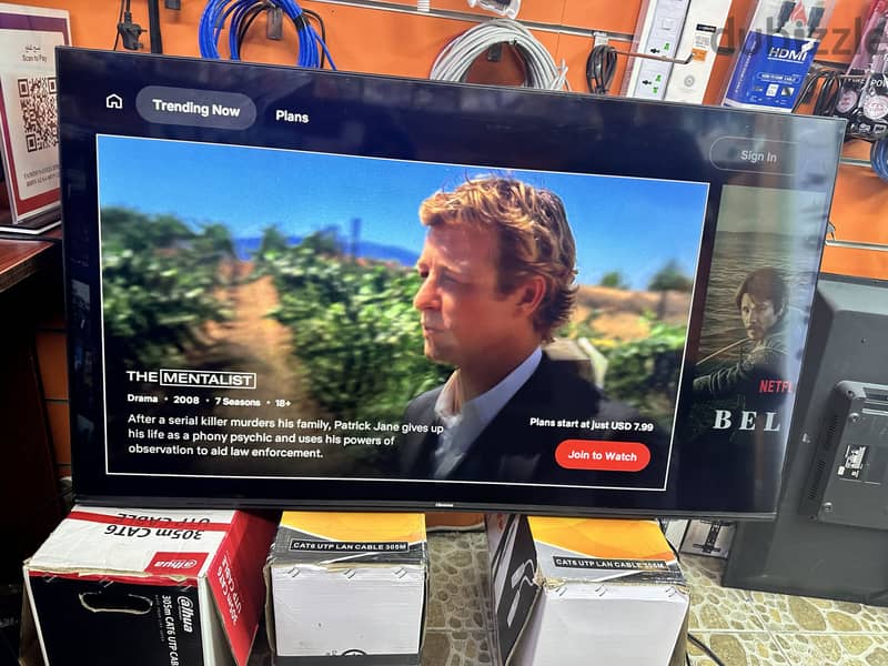 Hisense tv 50 inch smart with rimot 3