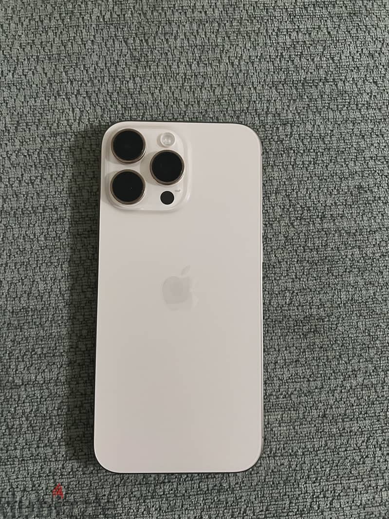 Apple - iPhone 16 Pro Max 1