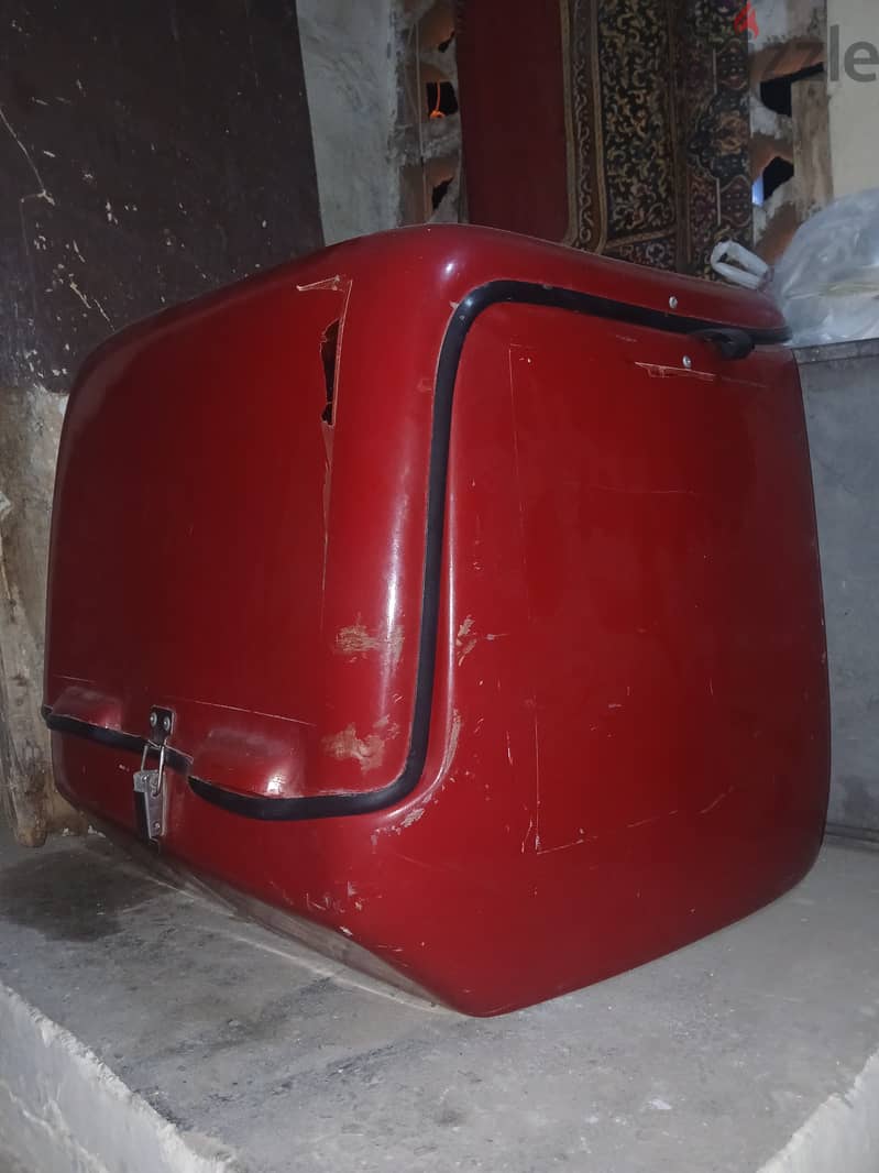 Delivery box Fo sale 1