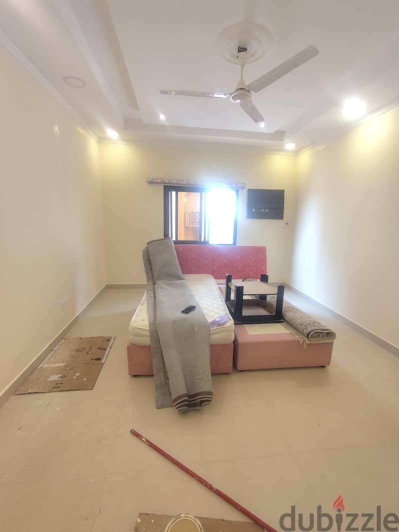 Big flat two bedrooms 4 rent @ Qalali  200 bd unlimited ewa 35647813 4