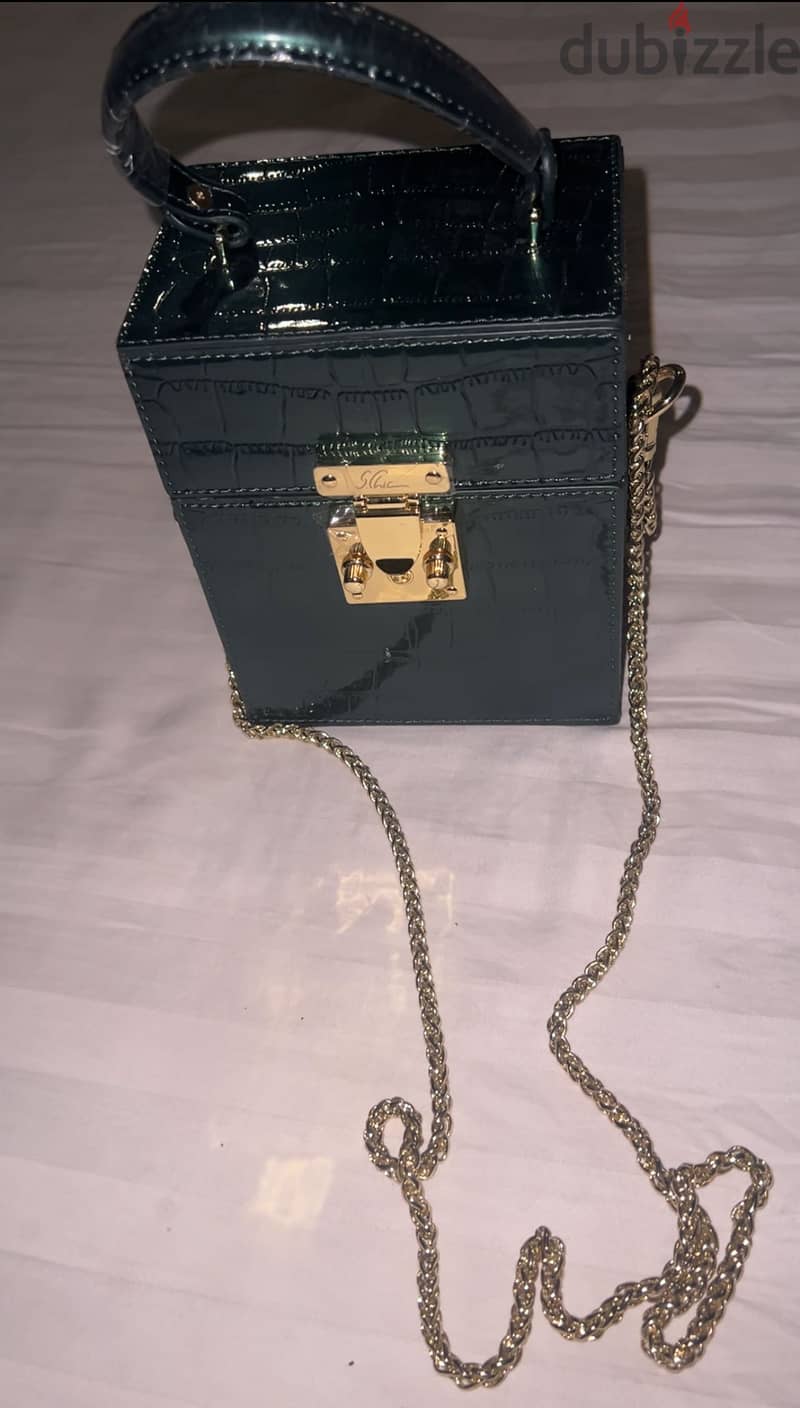Brand new Original luxury [Schic] brand Crocodile golden bag 2