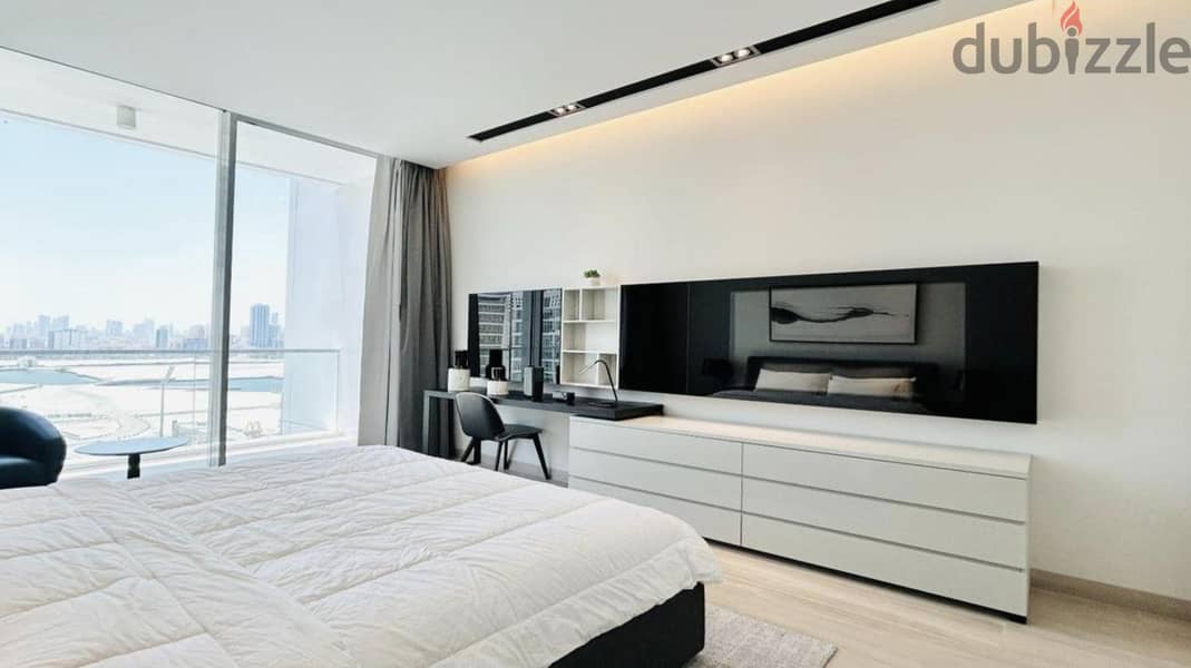 Luxury 1-Bedroom Apartment | Fontana Infinity, Juffair 4