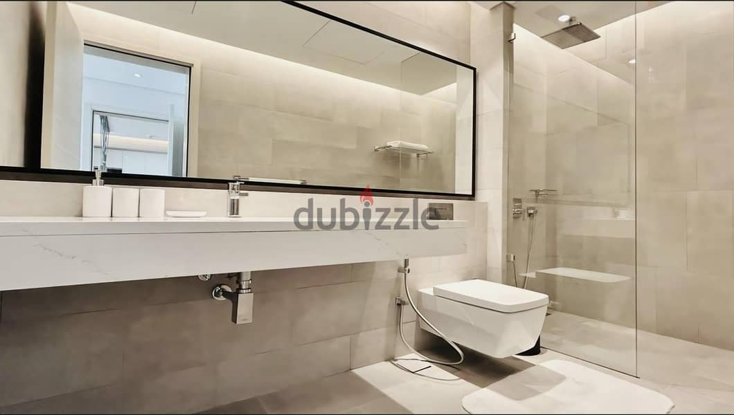 Luxury 1-Bedroom Apartment | Fontana Infinity, Juffair 6