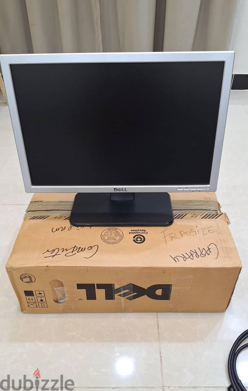 ps4 slim+dell monitor+original controller+gaming headphone 2