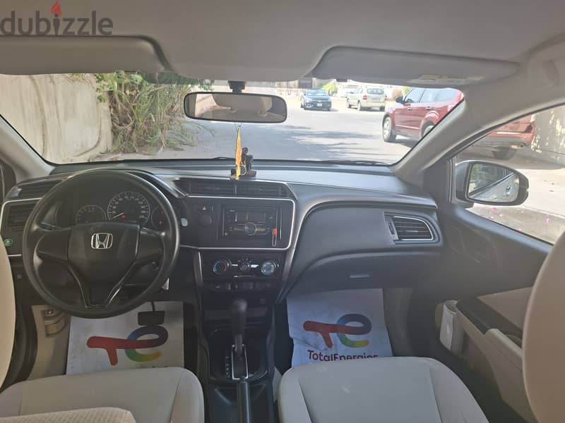 Car for sell, Honda City 2018 Sedan 9