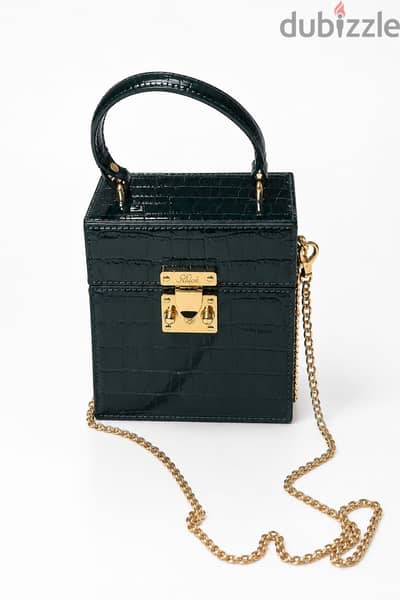 Brand new Original luxury [Schic] brand Crocodile golden bag