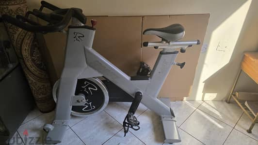 SPINNER INDOOR CYCLING BIKE