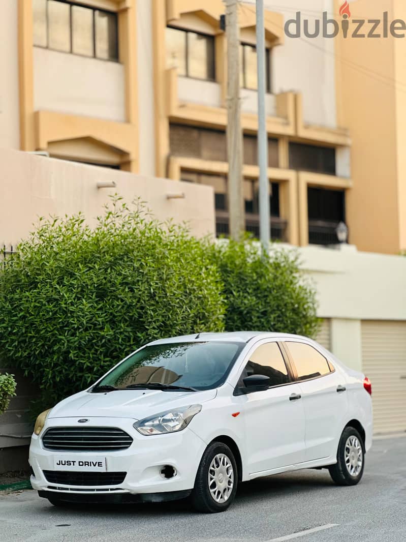 Ford Figo 2017 model well maintained excellent condition low budget 1