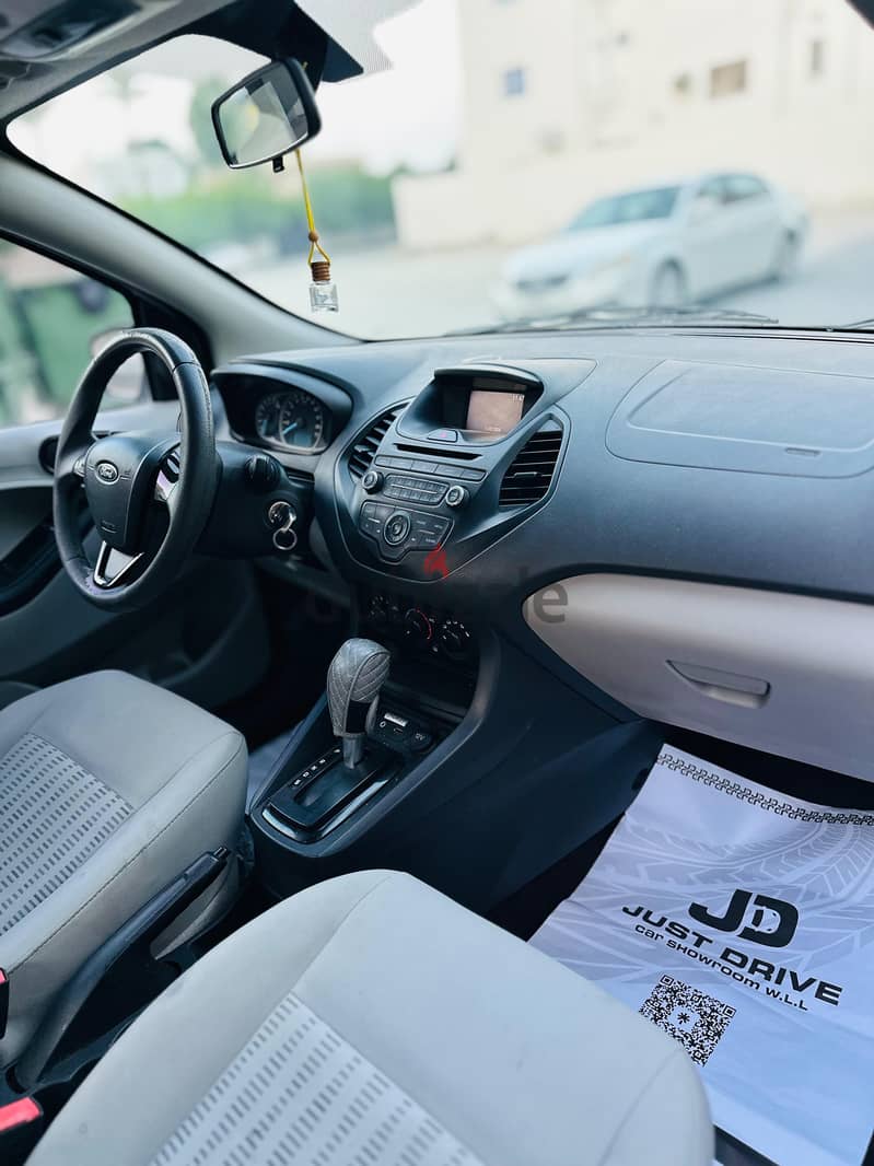 Ford Figo 2017 model well maintained excellent condition low budget 8
