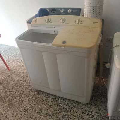 washing and daryer 13 kg for sale good working 25 BD