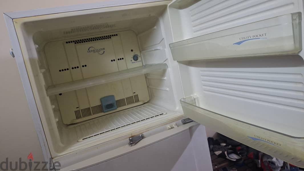 Sharp refrigerator for sale || good working conditions || 30 BD 1