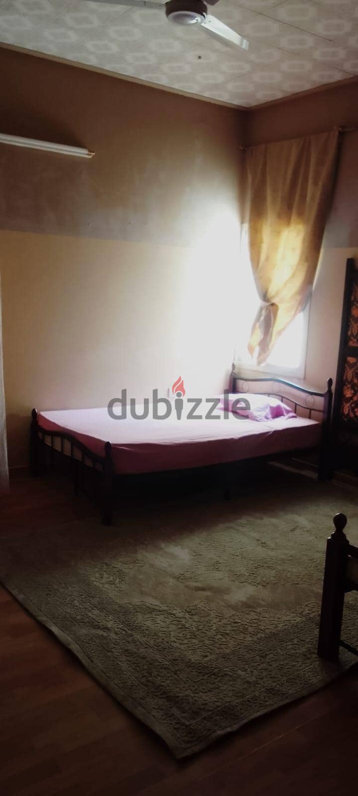 BIG ROOM FOR RENT 1