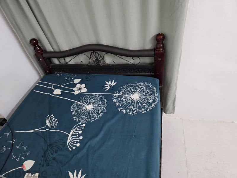 single bed cart with matress 1