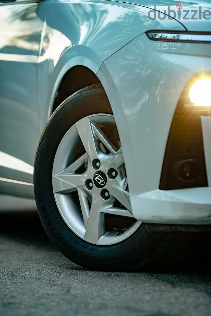 Hyundai Accent 2025 White | Ultra Low Mileage | Zero Accident 2