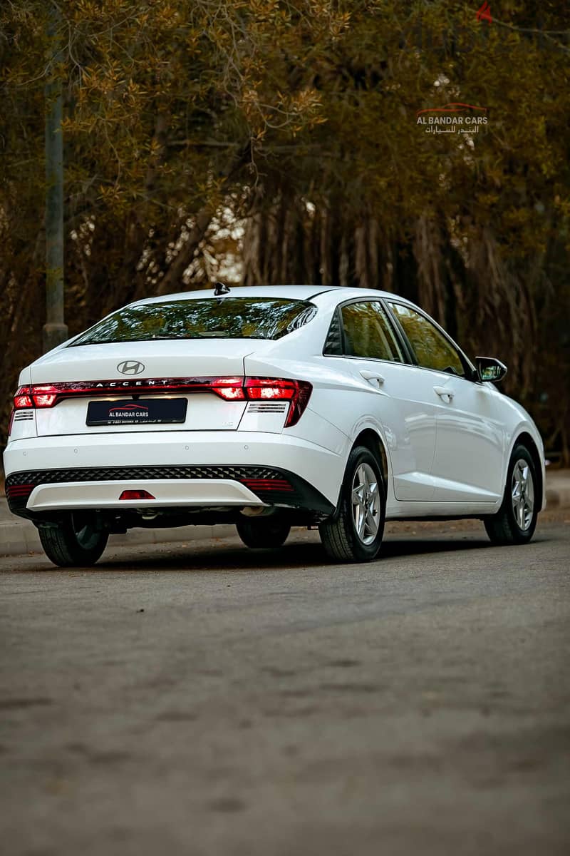 Hyundai Accent 2025 White | Ultra Low Mileage | Zero Accident 19