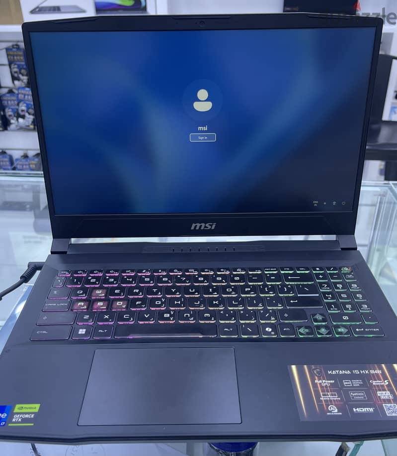 MSI KATANA 15 HX B14W 1