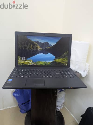 Toshiba Laptop i5 15.6 inches 8GB Ram 128GB SSD