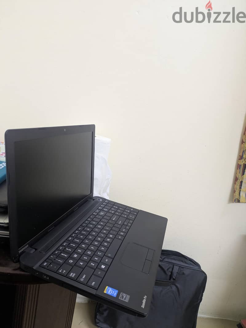 Toshiba Laptop i5 15.6 inches 8GB Ram 128GB SSD 5