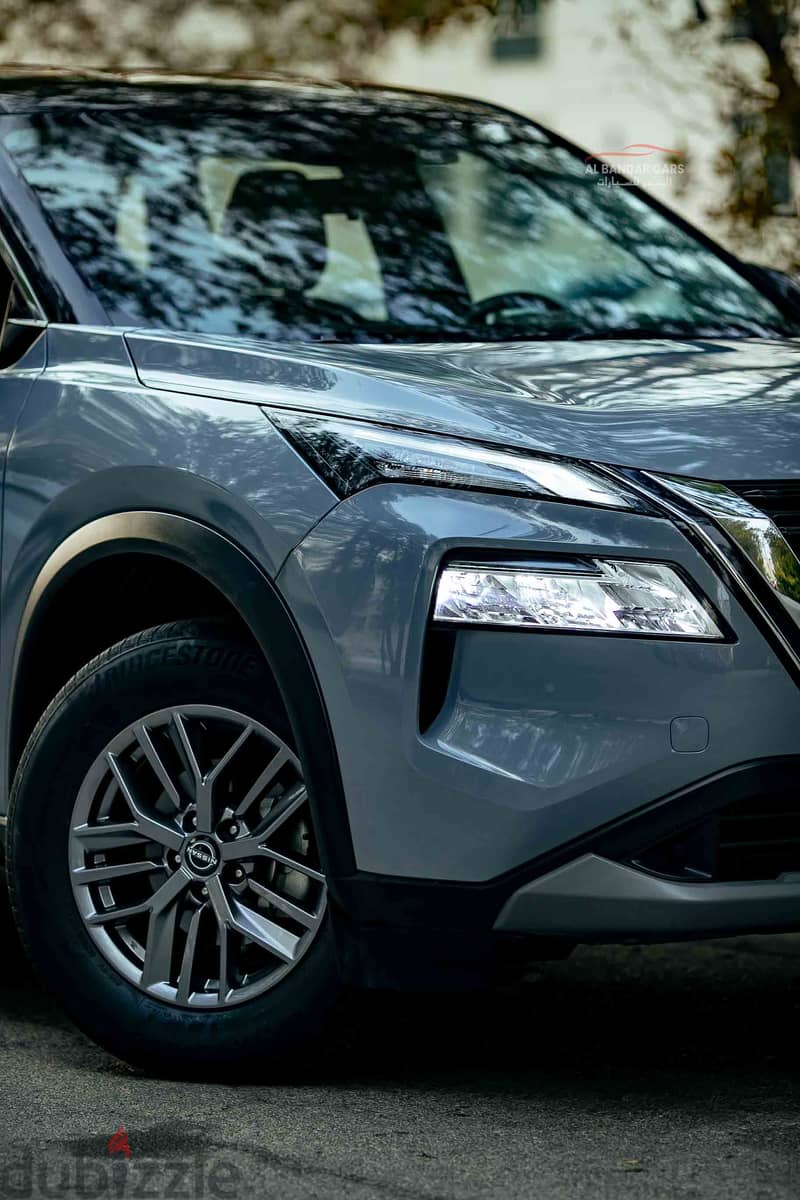 Nissan X-Trail 2025 Grey & Black  Ultra Low Mileage  Single Owner  Bah 8