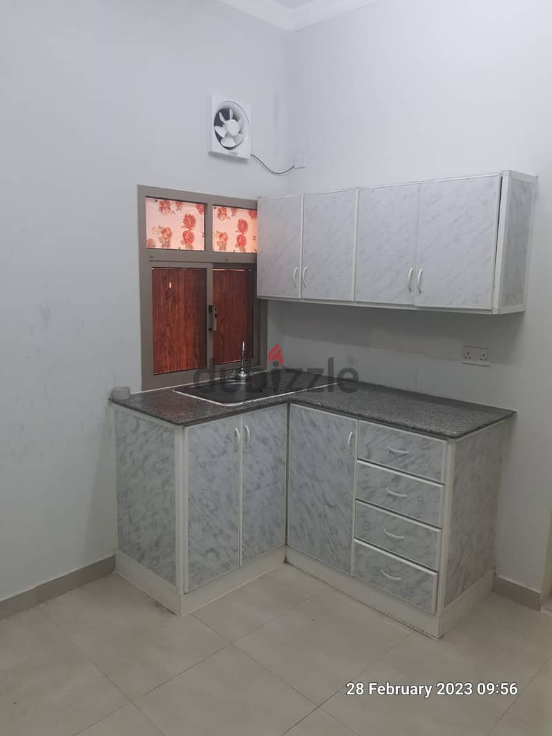 Unlimited EWA & Wi-Fi - 1 BR Flat in Qudaybiya (Ground Floor) 6