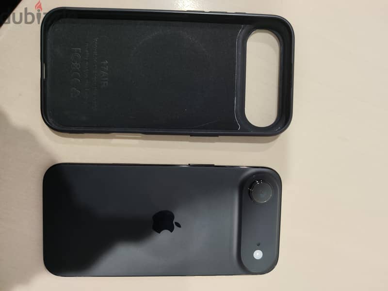Apple - iPhone 17 Air 4