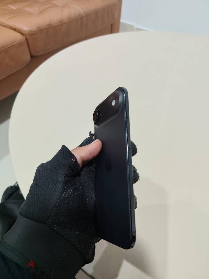 Apple - iPhone 17 Air 6