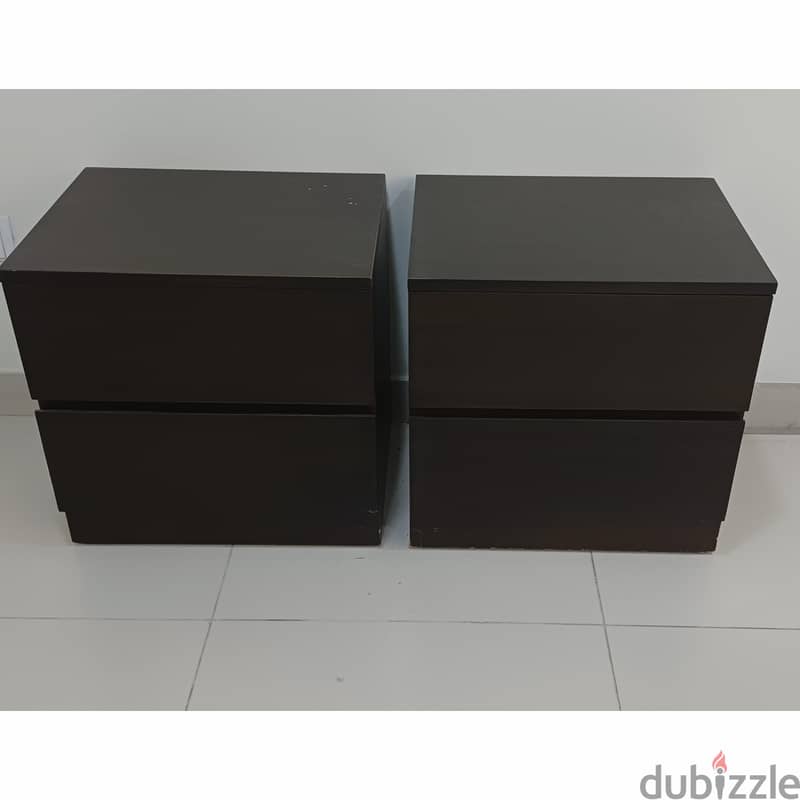 4 Door wardrobe and other items for sale with Delivery fixing 4