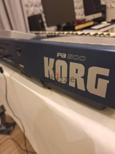 KORG PA500