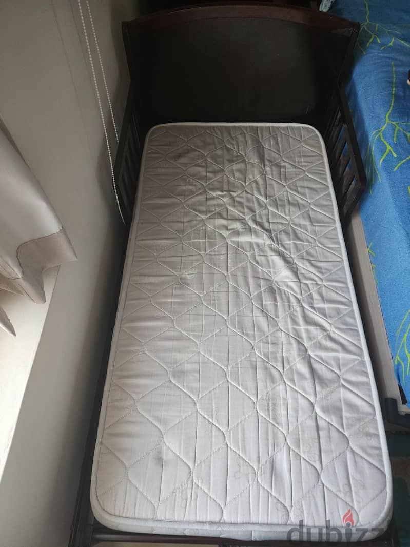 Toddler bed 1