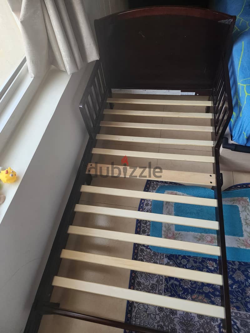 Toddler bed 2