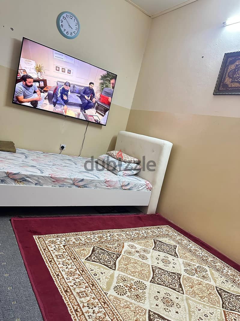 flat for rent 130bd without ewa 4