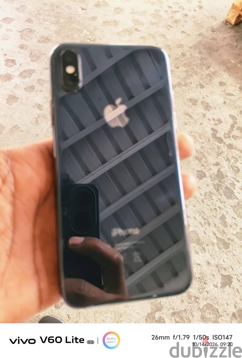 Apple - iPhone XS 1