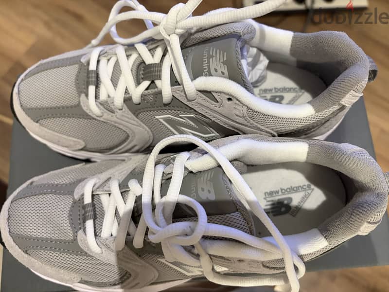 New never worn new balance shoes 5