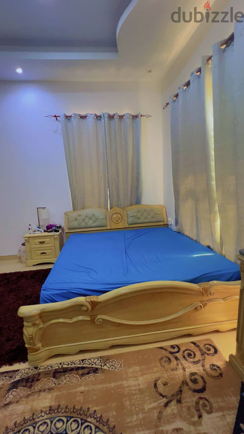King size Bedroom Set for Sale 3